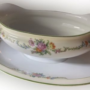 Authentic vintage Noritake gravy boat